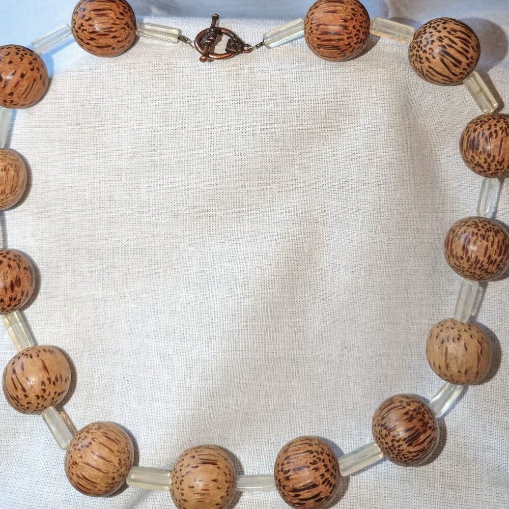 New pineapple beads necklace in brown with clear beads
